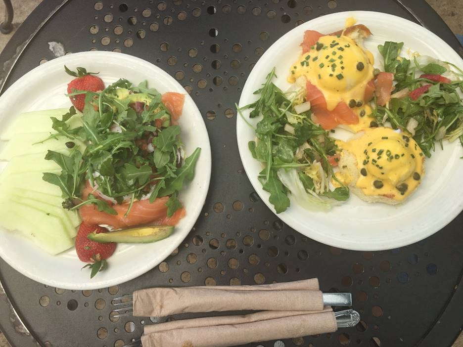 smoked salmon toast from urth caffe